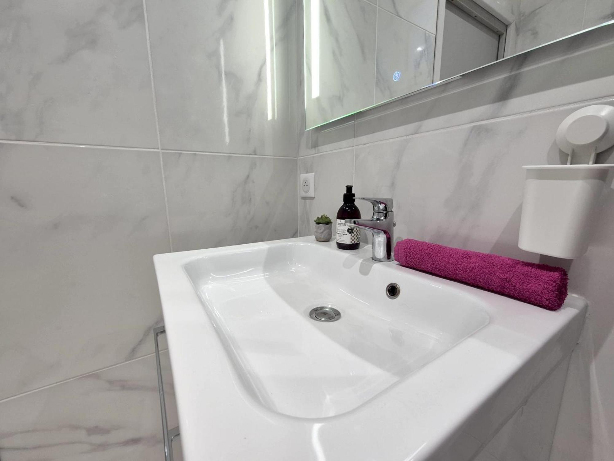 Studio Renove Au Centre Ville نيس المظهر الخارجي الصورة